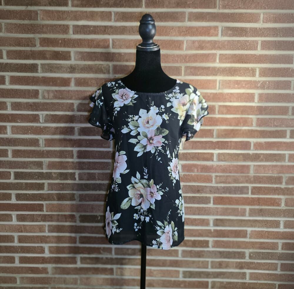 Cleo Black Floral Chiffon Blouse SZ L Pink White Flower Ruffled Short Sleeve Top